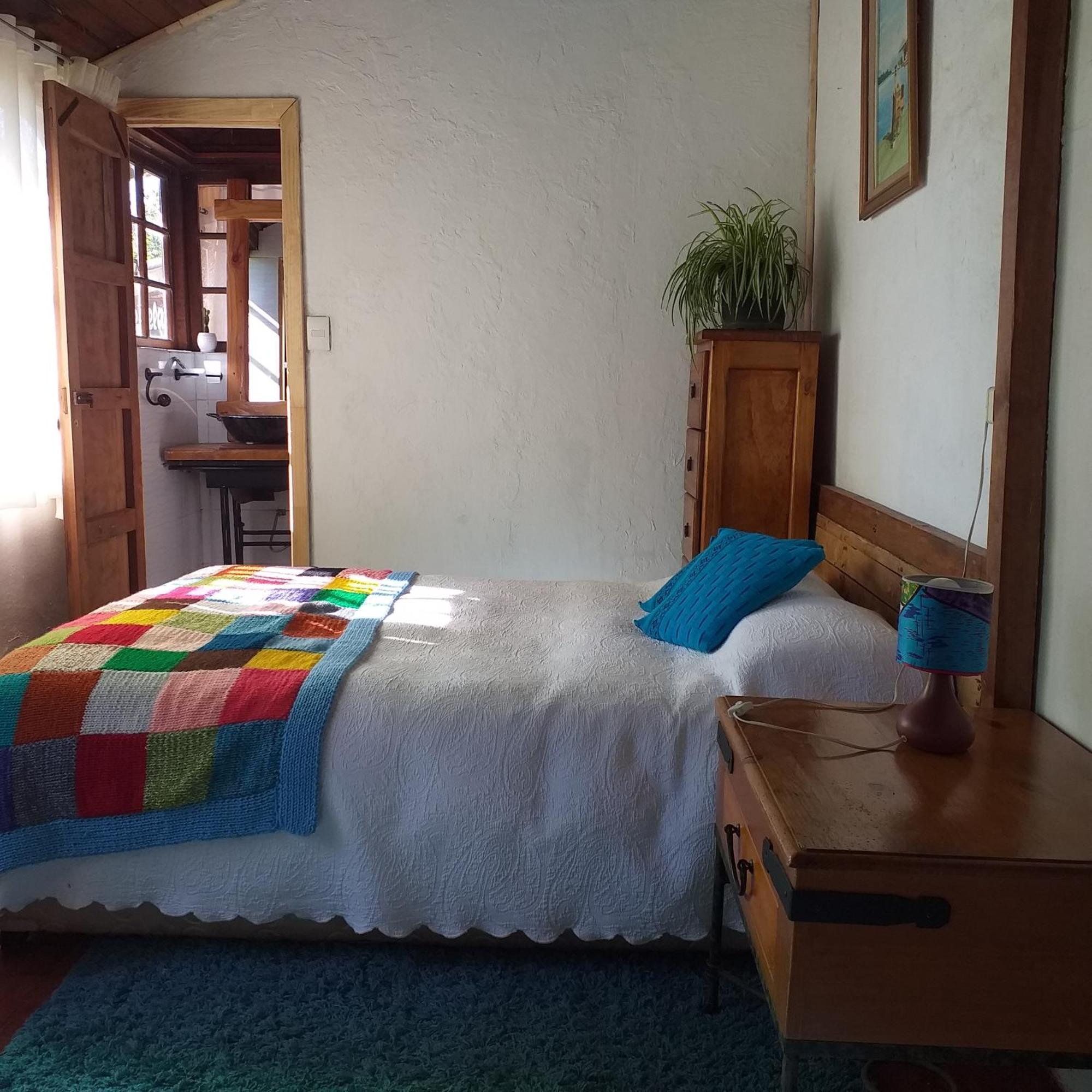 Bed and Breakfast La Casa De Adobe Natural Y Mas Bulnes Екстер'єр фото